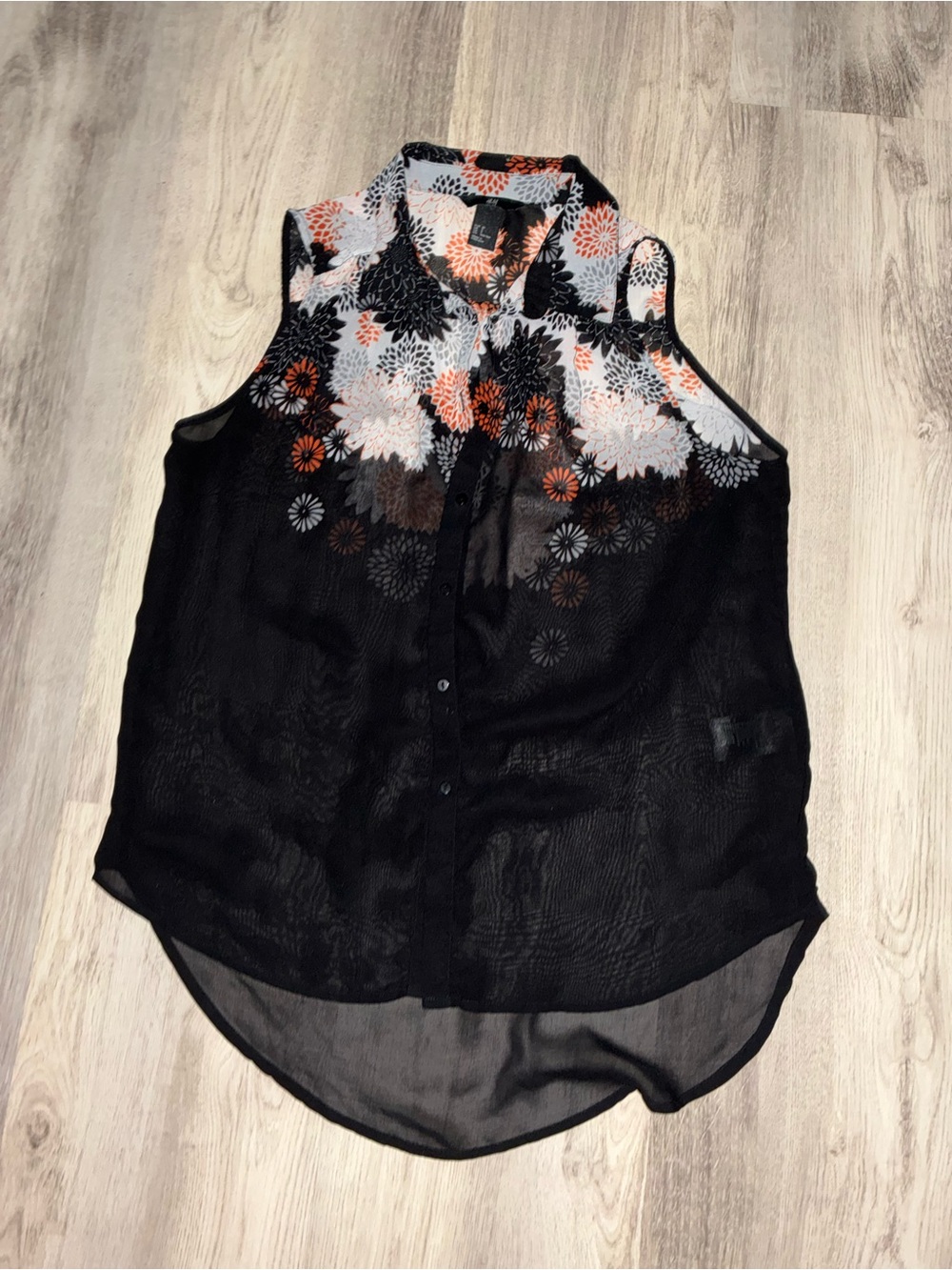 H&M Black Sleeveless Floral Yoke Button-Front Blouse
